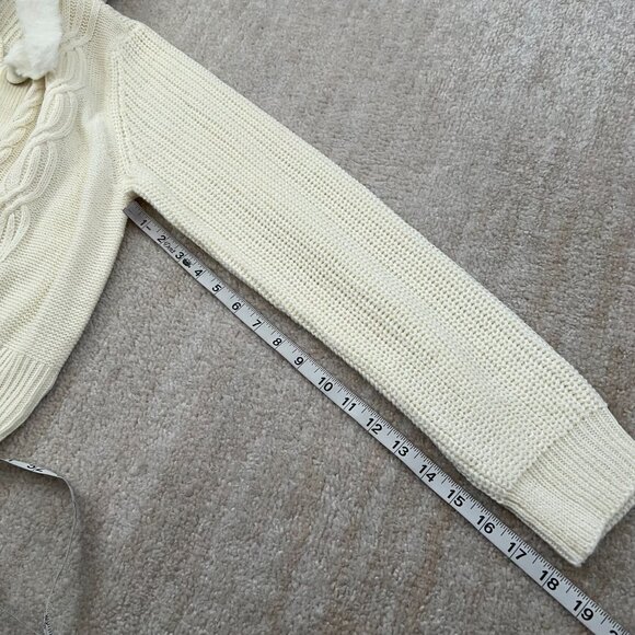 NWT Amazon Planet Gold Crop Cardigan Sweater With Faux Fur Collar XL - Picture 7 of 10